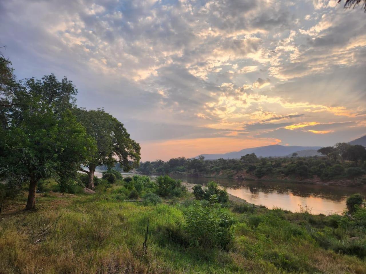 River Cottage Lodge Malalane Exterior photo